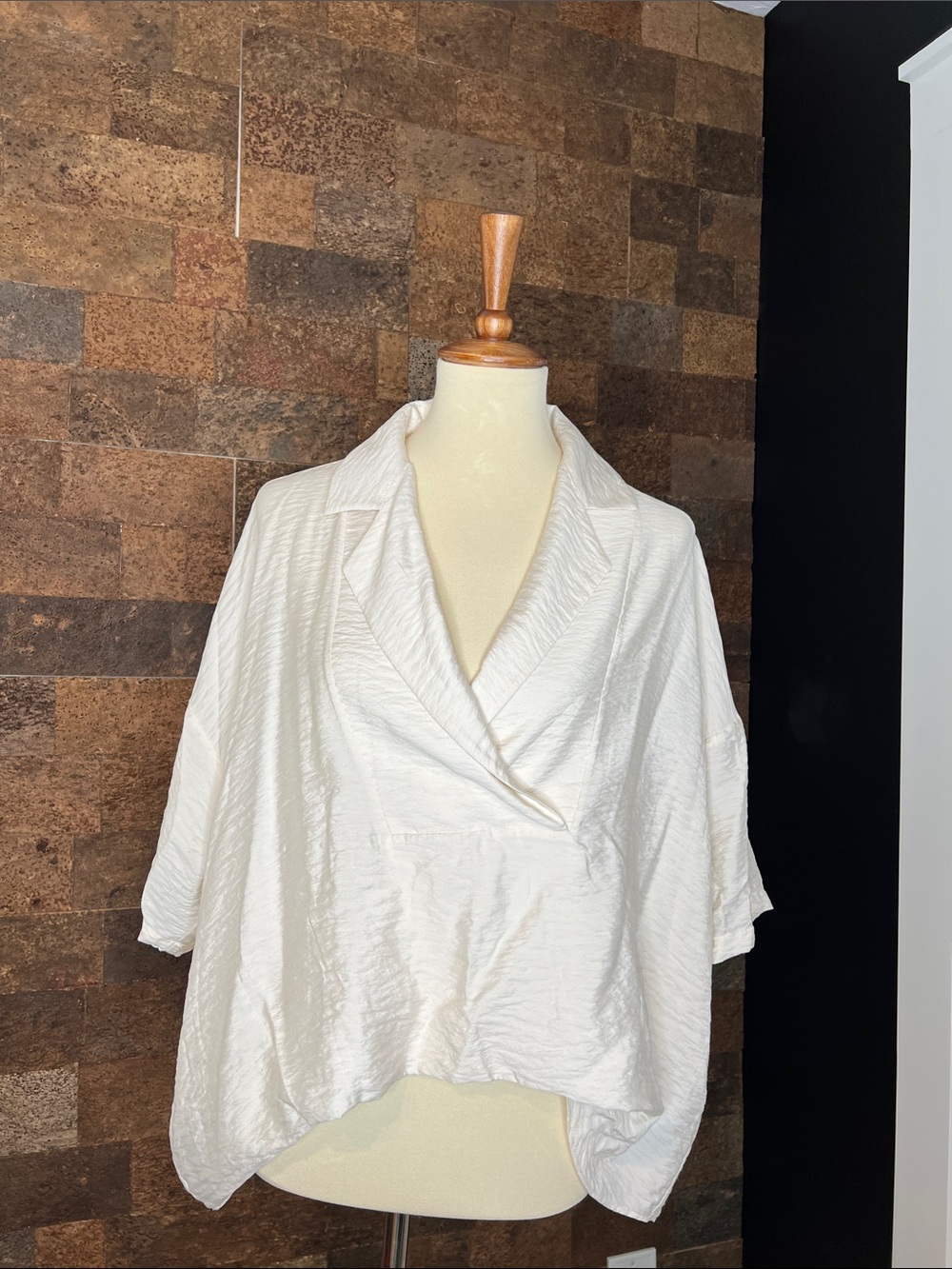 Anthropologie Dylon Short Sleeve Popover Cream Blouse Top